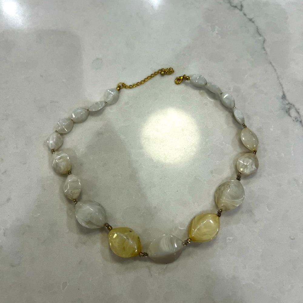 Elegant Gold and Cream Beaded Necklace